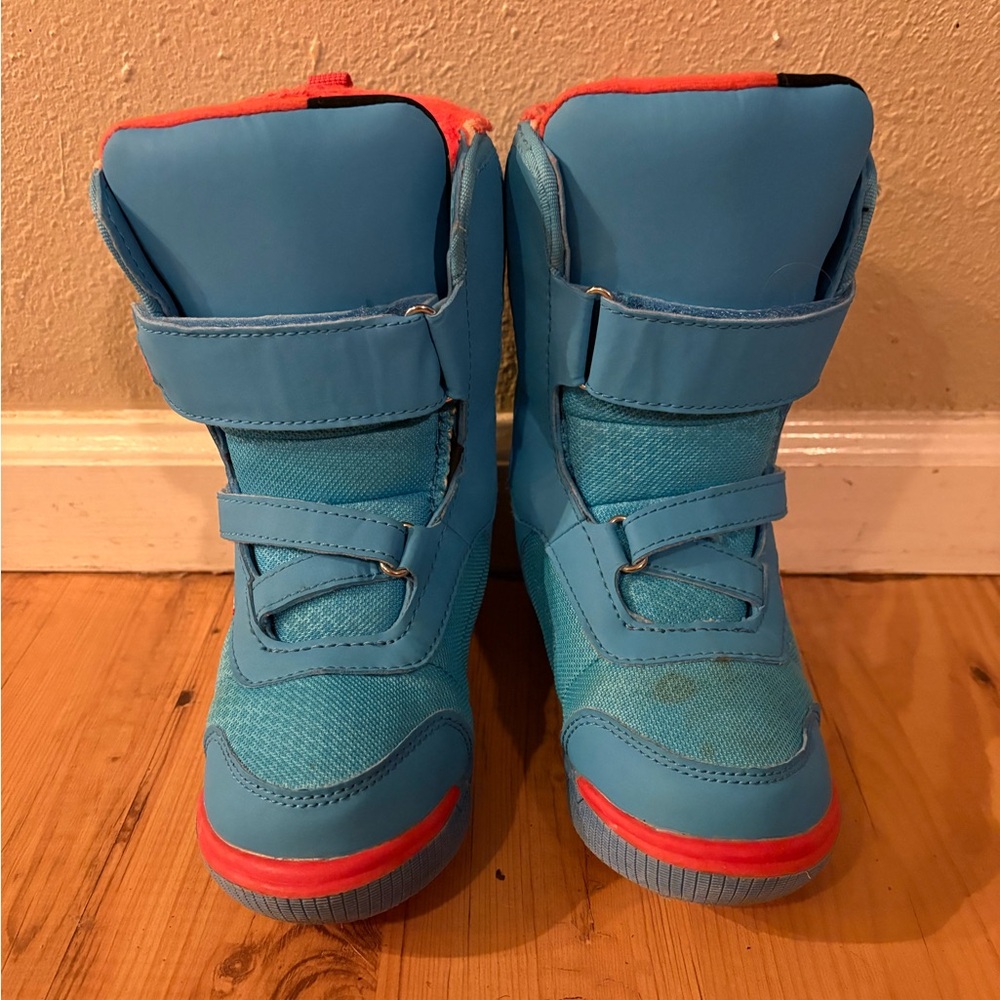 Kids head snowboard boots